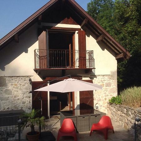 Chambres D'Hotes Des Lodges De La Cascade Yenne Экстерьер фото