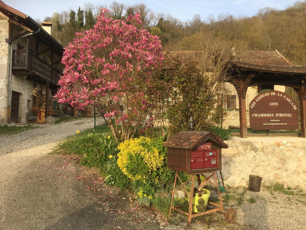 Chambres D'Hotes Des Lodges De La Cascade Yenne Экстерьер фото