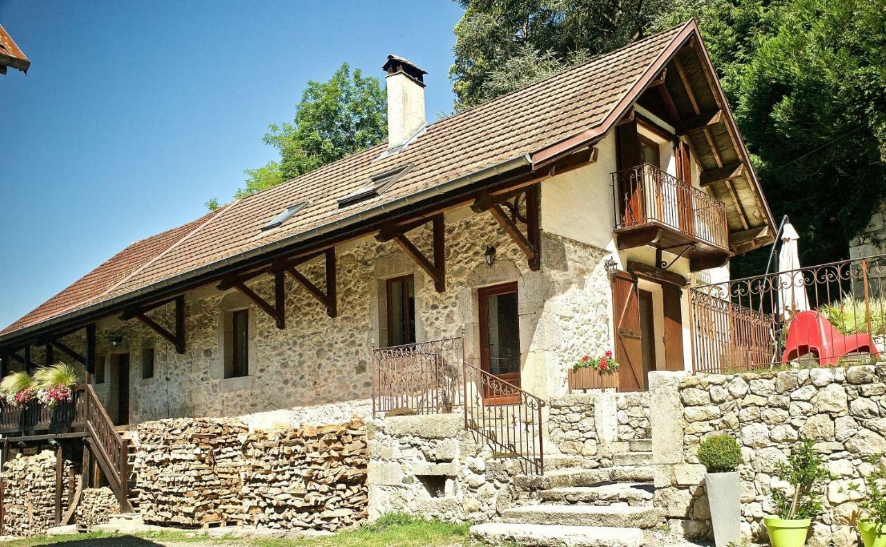 Chambres D'Hotes Des Lodges De La Cascade Yenne Экстерьер фото
